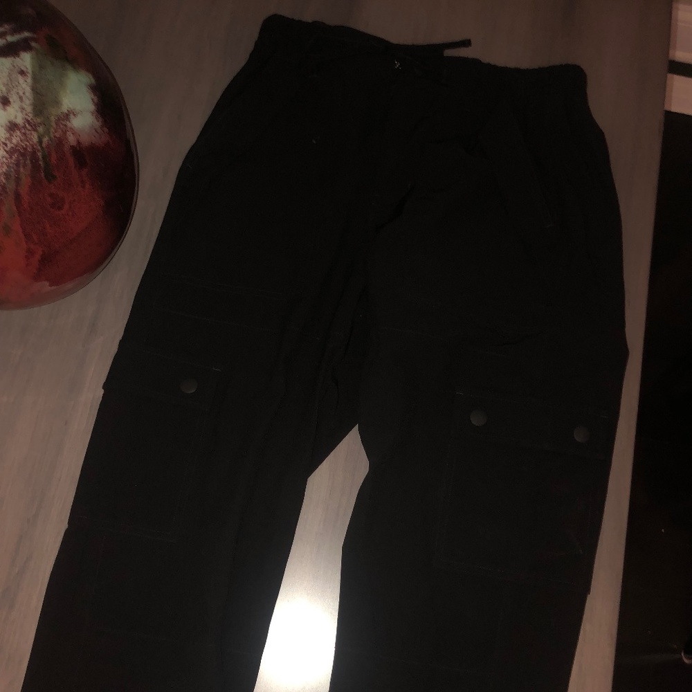 Cabi Black Quantum Cargo Pants sz. XS